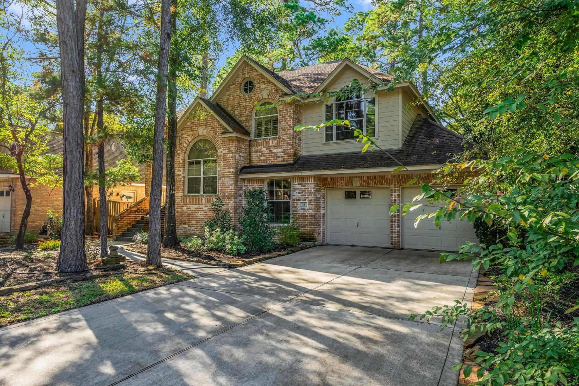 Cozy Home In The Woodlands Spring Exterior photo